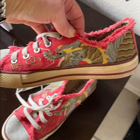 Dragon sneaks - Picture 4 of 5